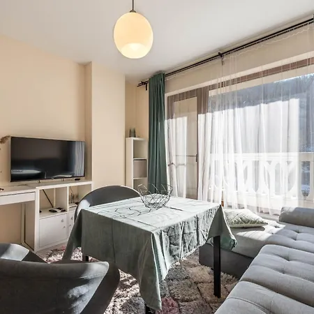 Varna Beach Apartment فارنا