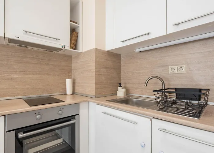 Varna Beach Apartment アパート